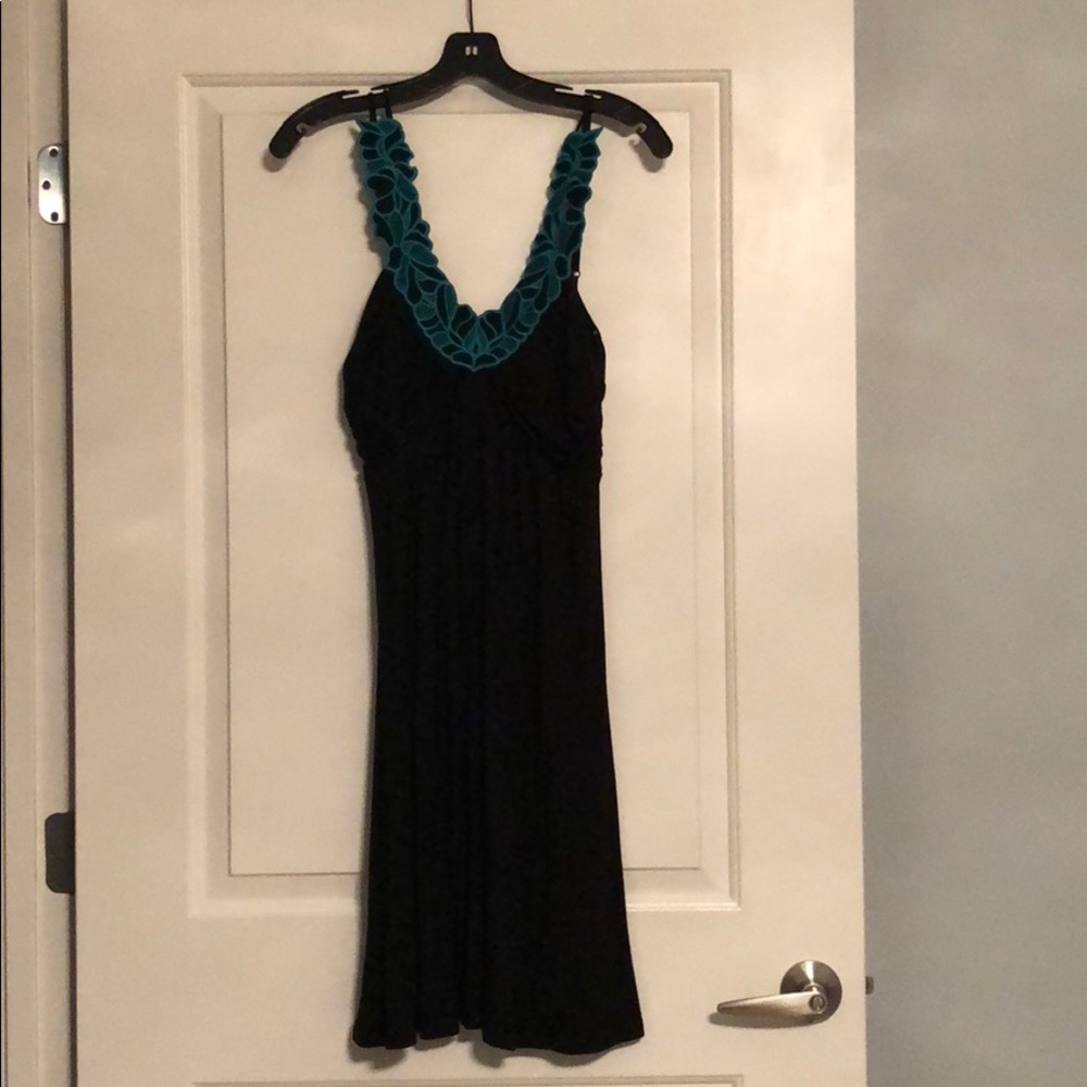 GUC Akiko black dress with green embroidery